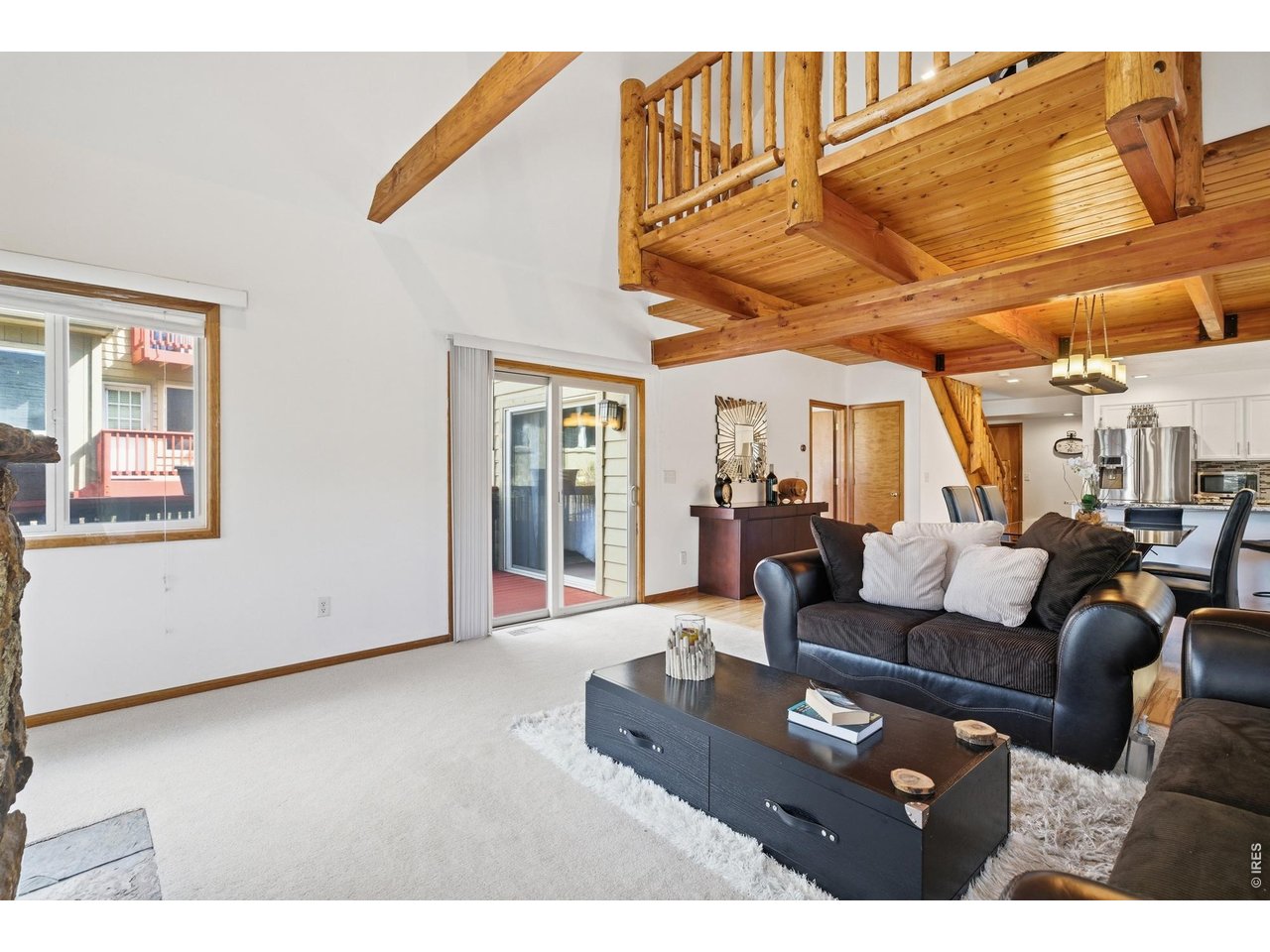 300 Far View Dr 12