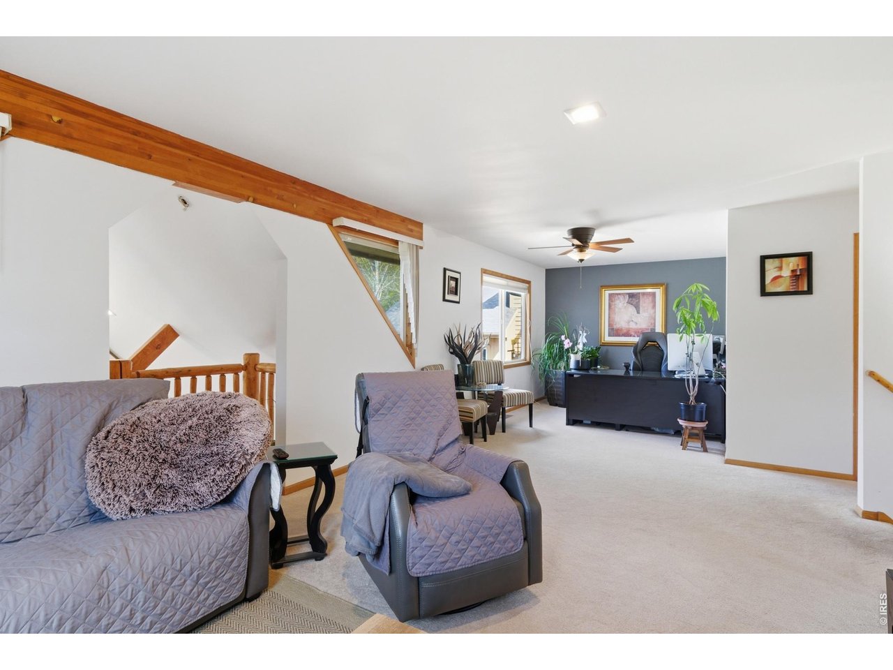 300 Far View Dr 12