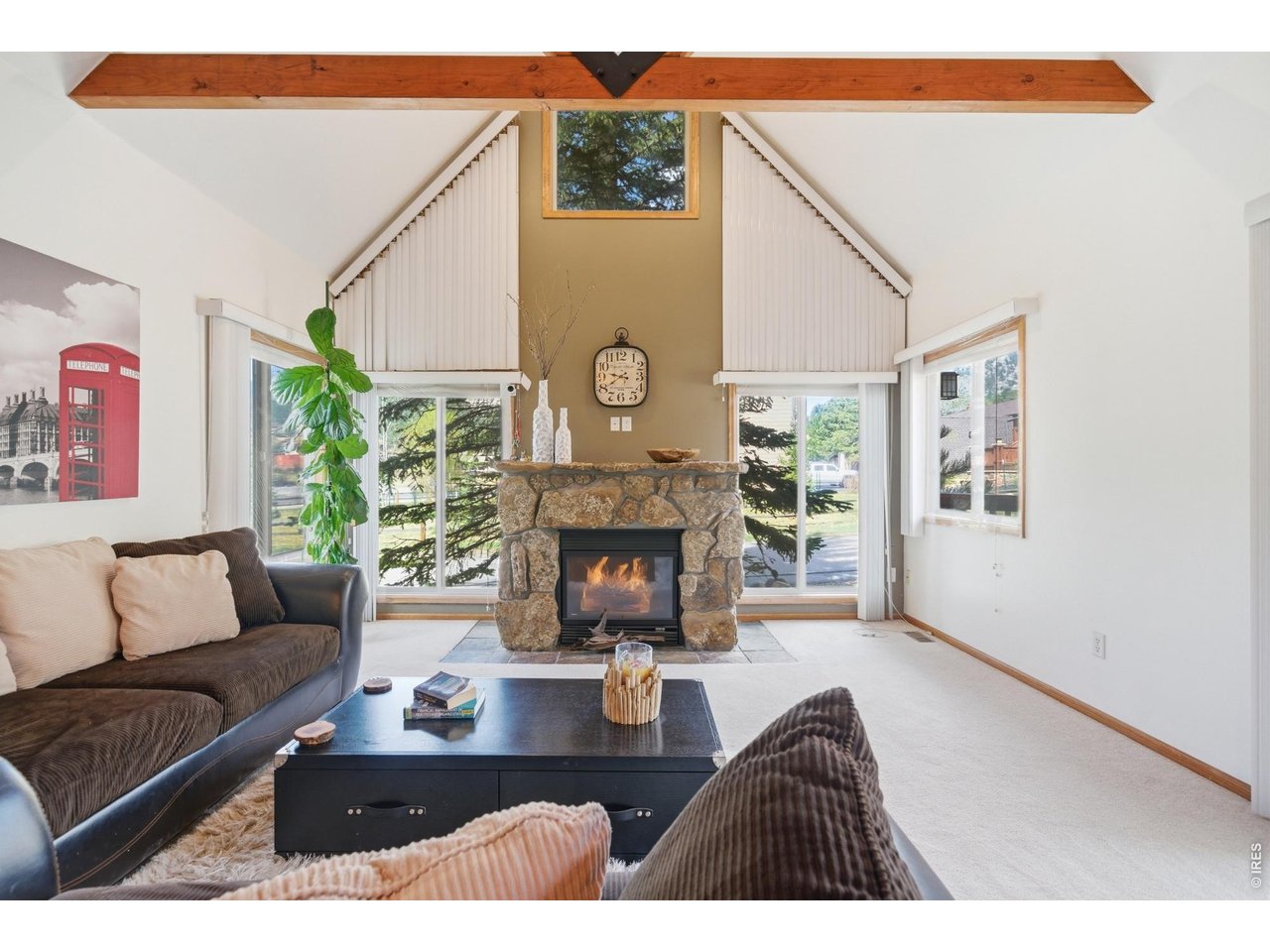 300 Far View Dr 12