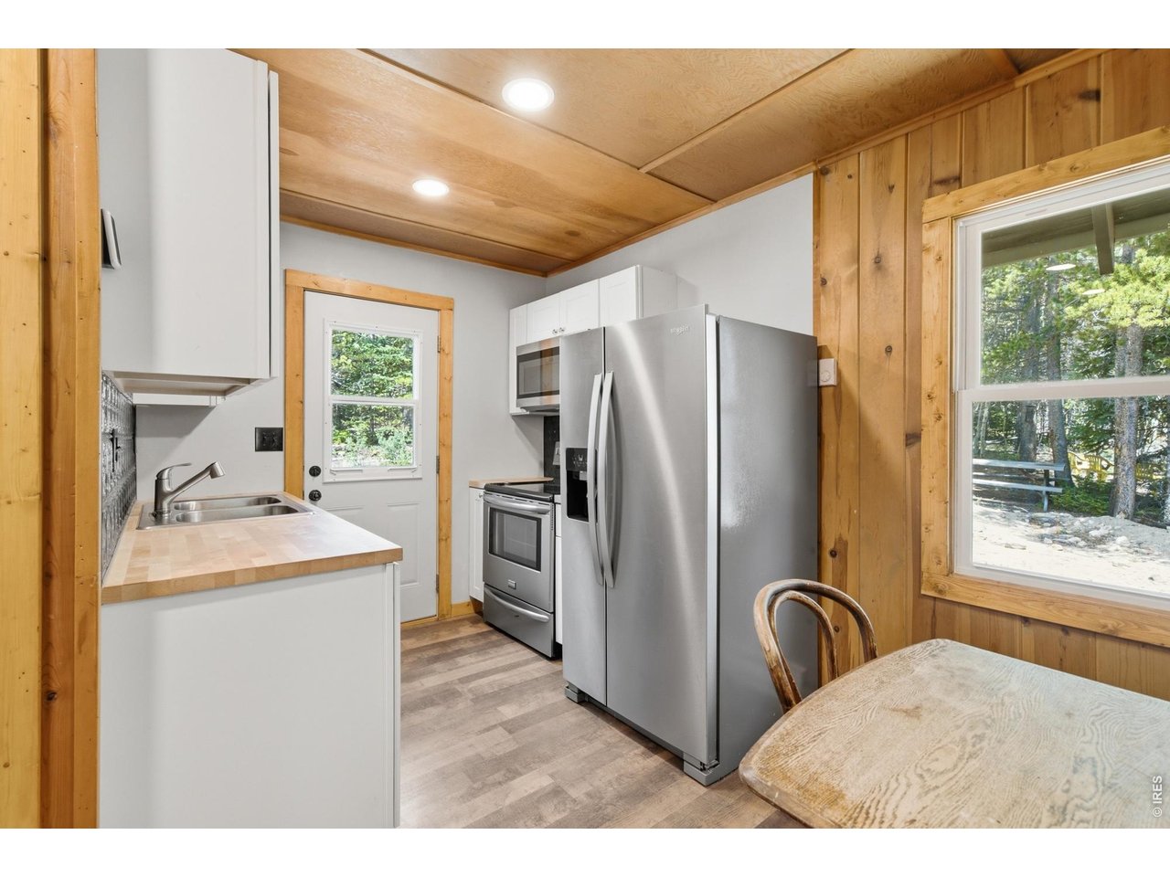 225 Mills Moraine Dr
