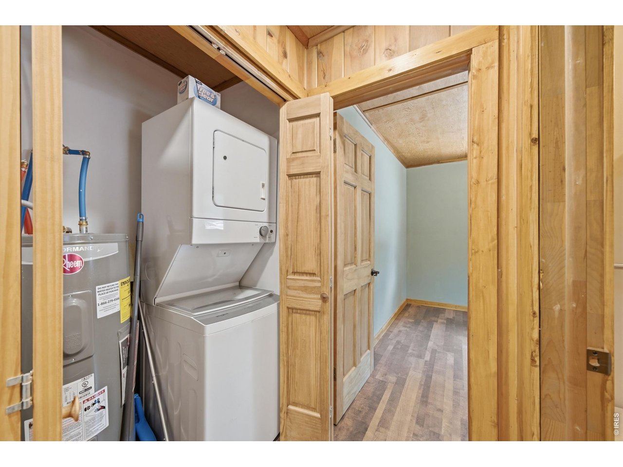 225 Mills Moraine Dr