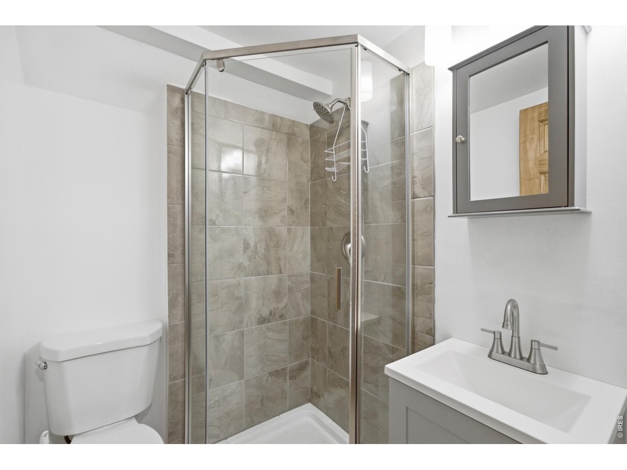 225 Mills Moraine Dr