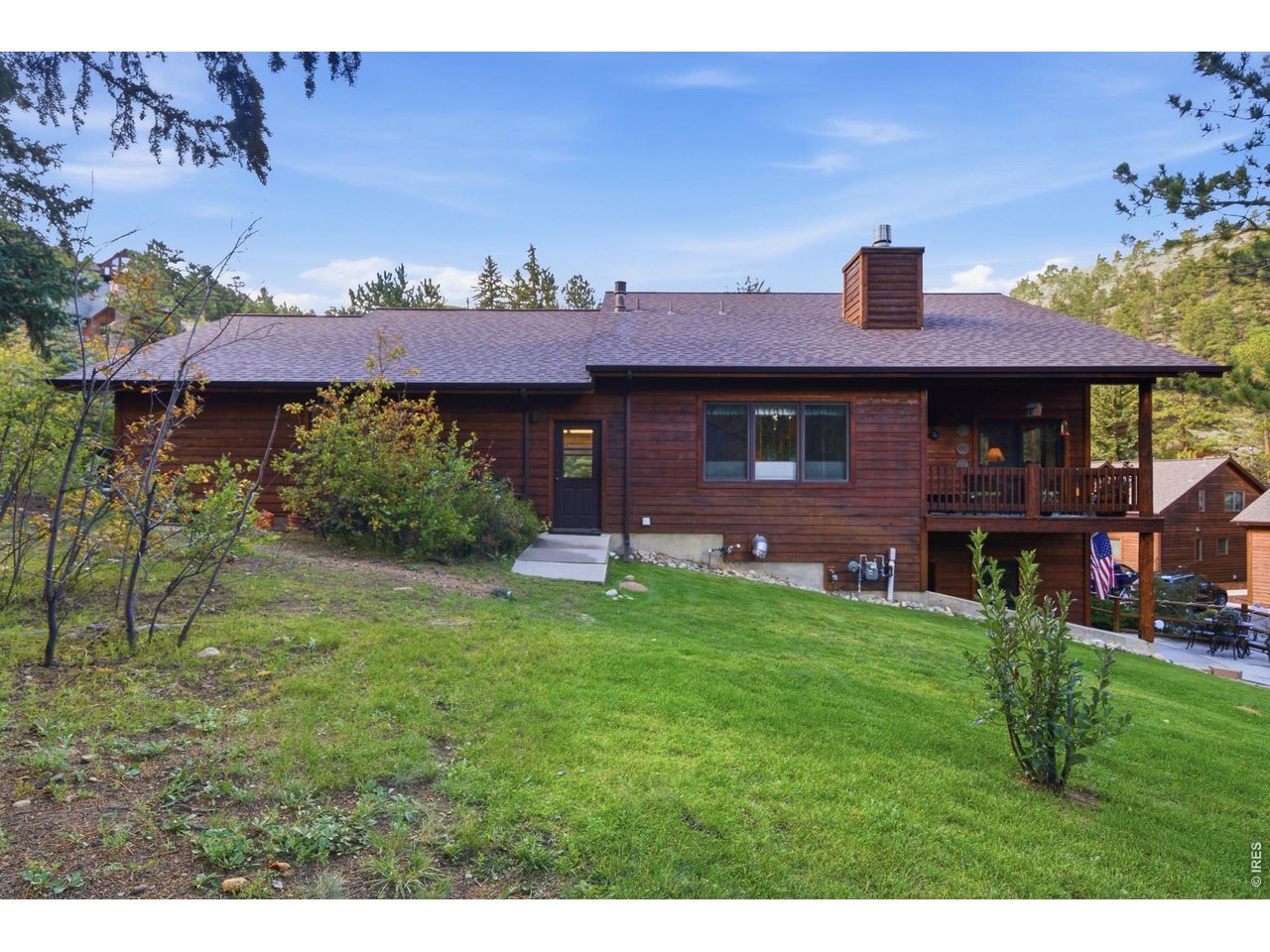 2120 Fall River Rd H