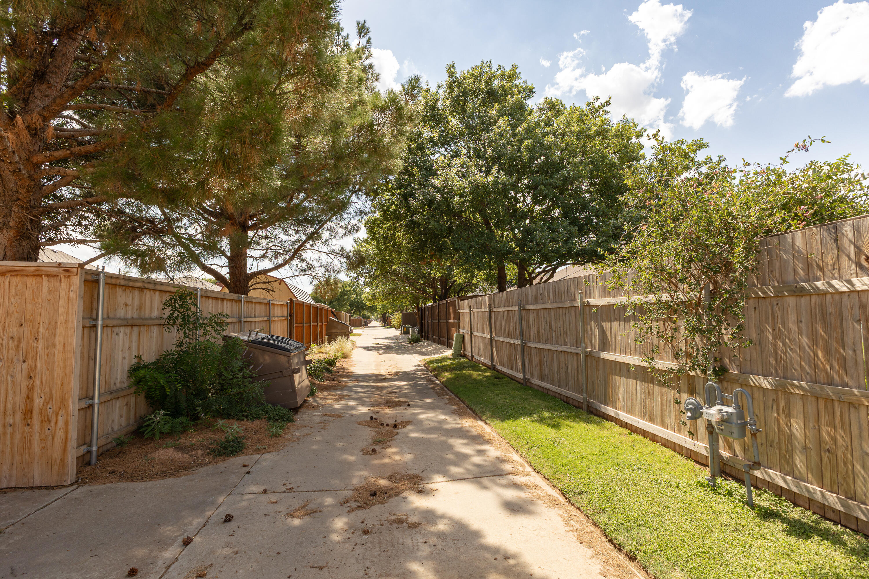 5805 87th Street