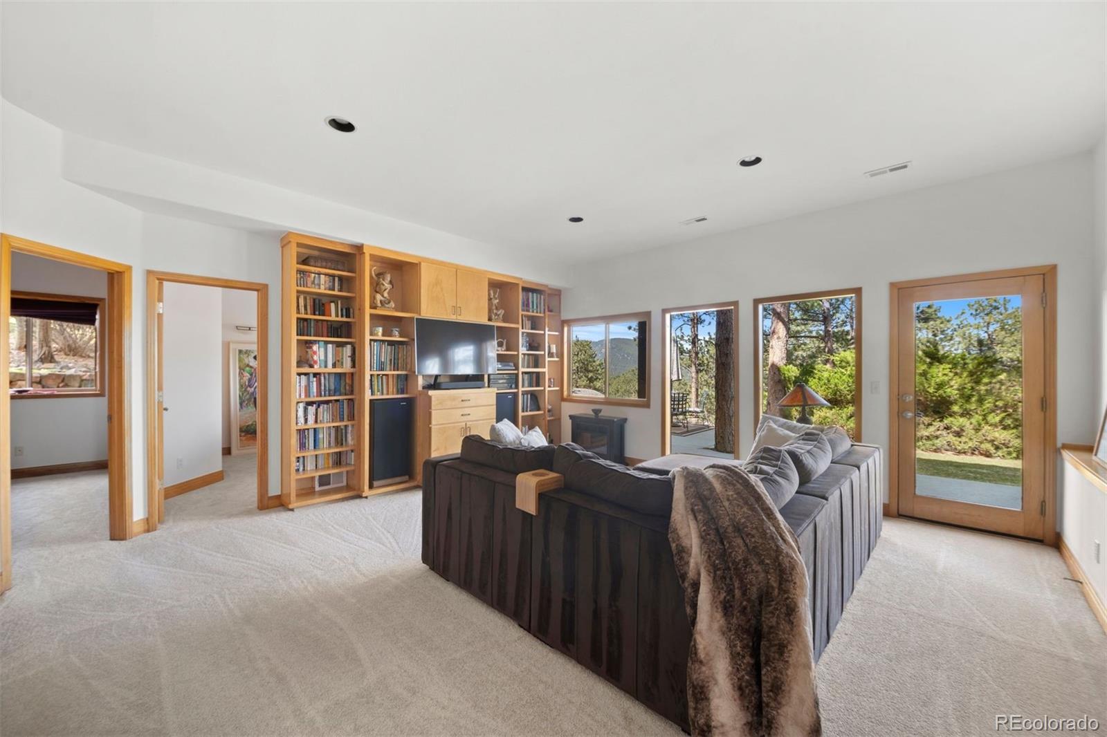 5811 Herzman Drive