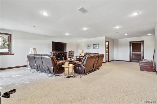 30544 The Golf Club Point