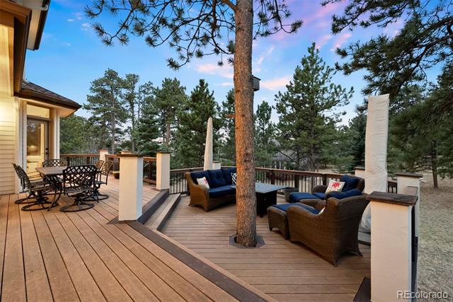 1443 Belford Court