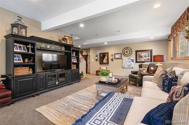 1443 Belford Court