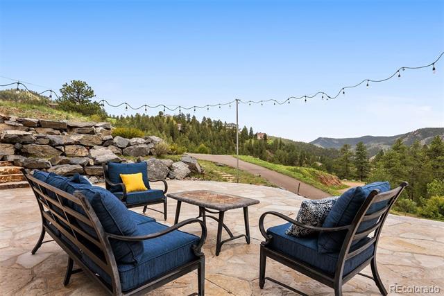 21609 Clarence Lane