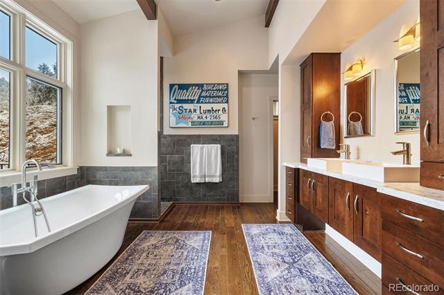 21609 Clarence Lane
