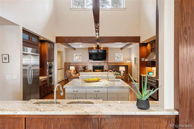21609 Clarence Lane