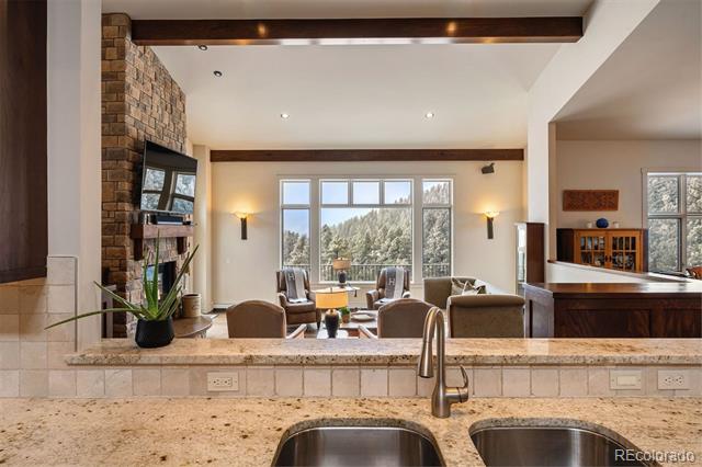 21609 Clarence Lane