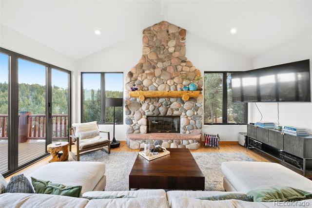 6899 Osprey Lane