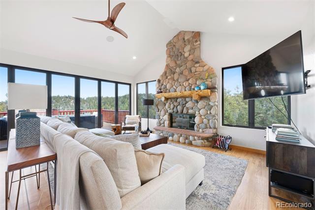 6899 Osprey Lane