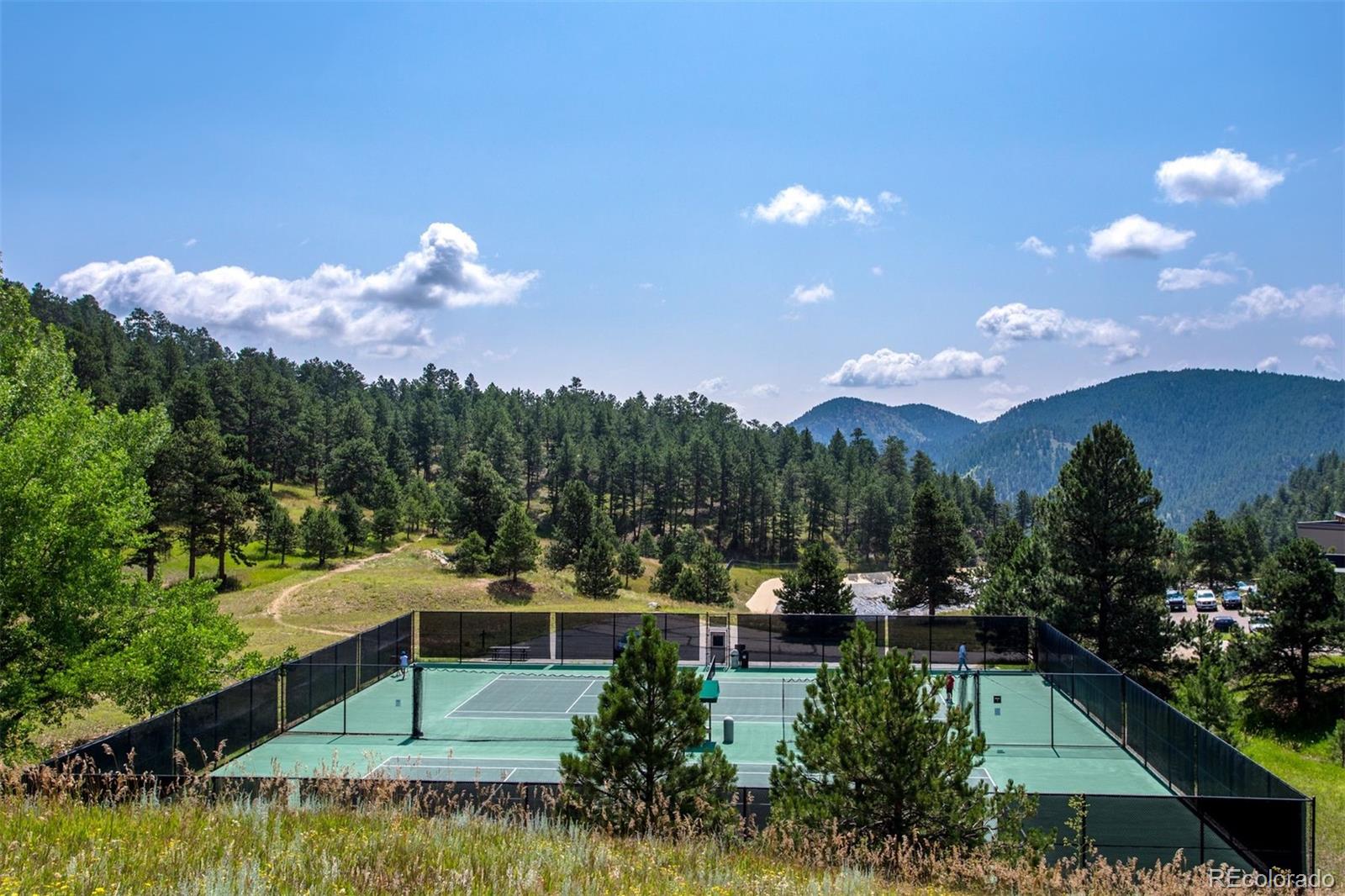 1992 Columbine Court