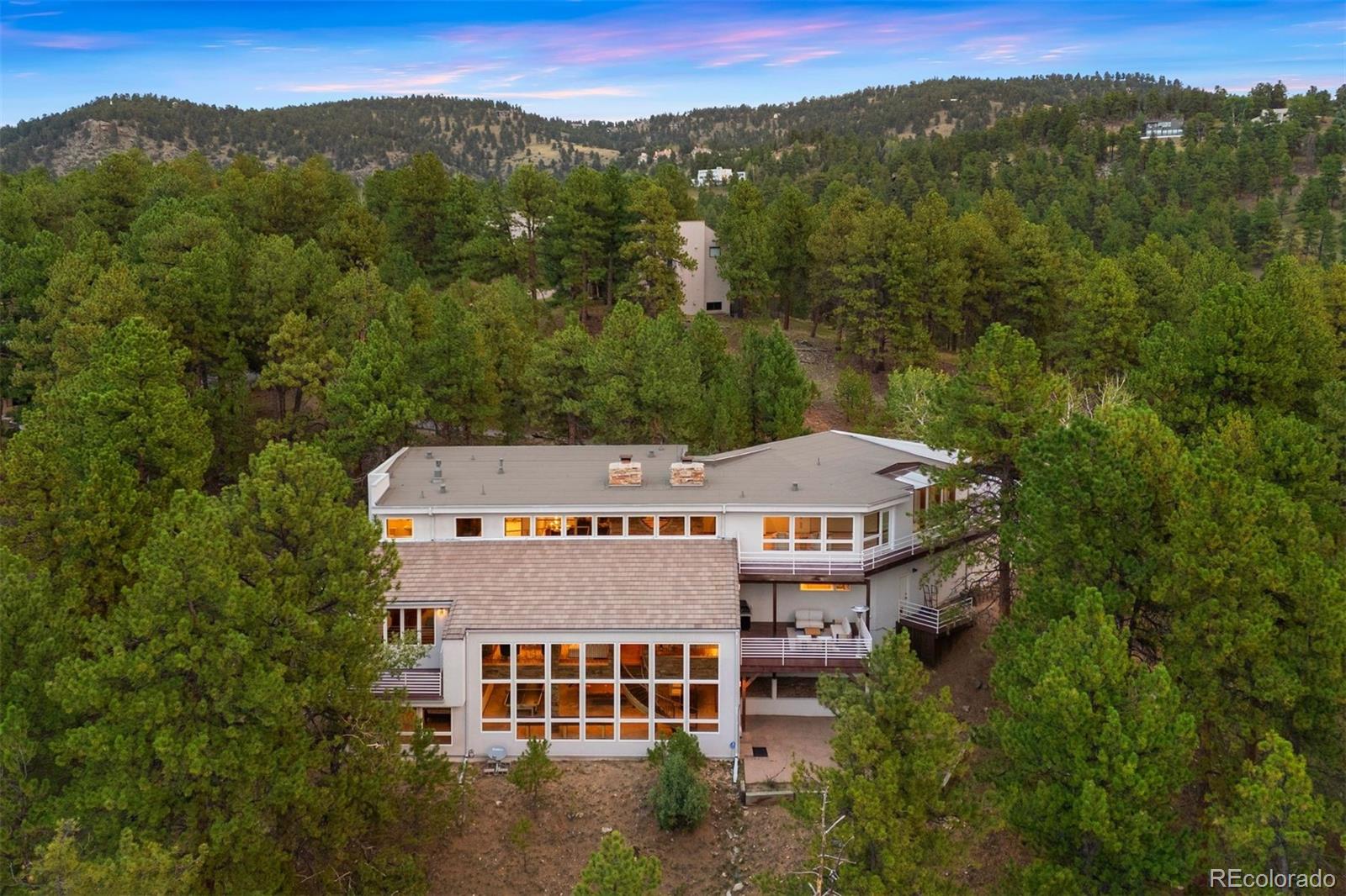 1992 Columbine Court