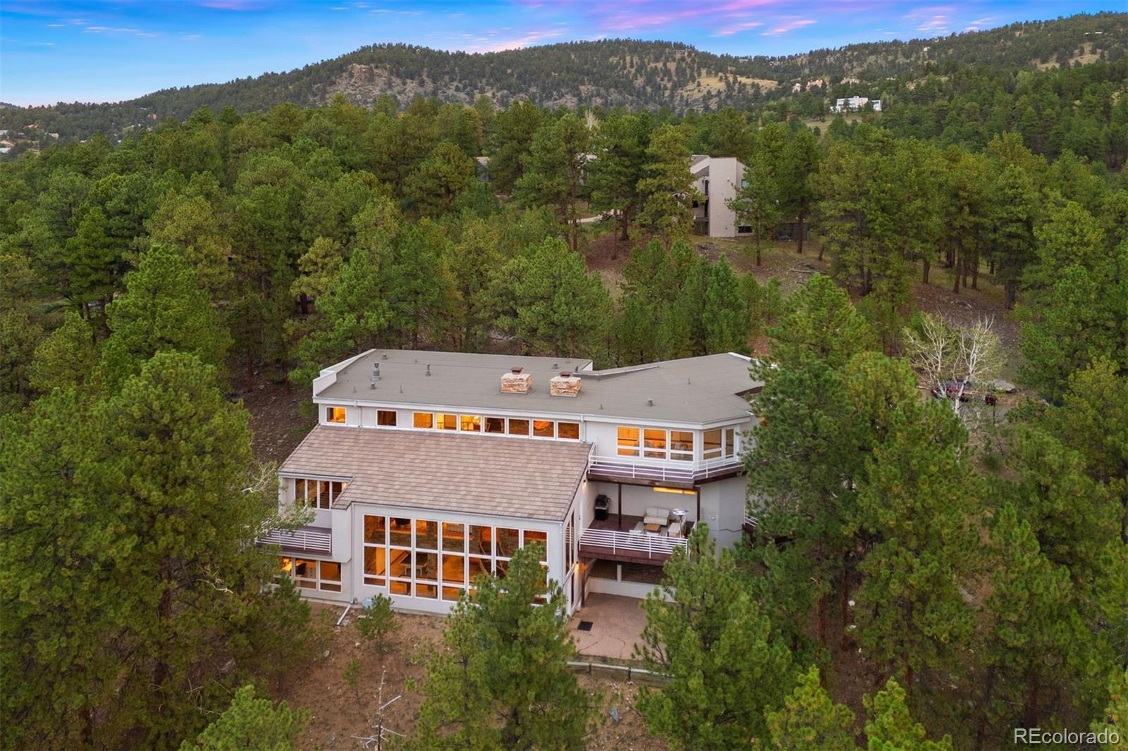 1992 Columbine Court
