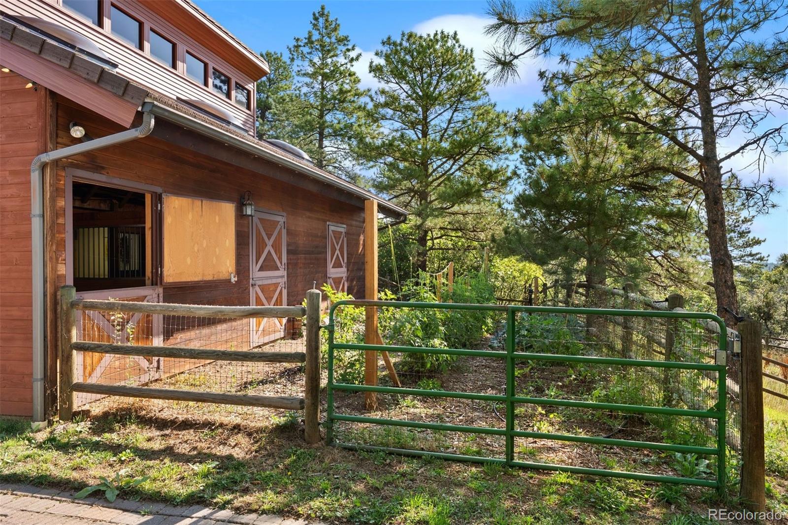 62 W Ranch Trail