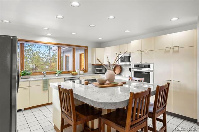 1056 County Road 65