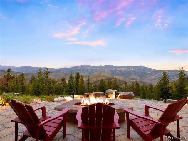 913 Saddle Ridge Drive