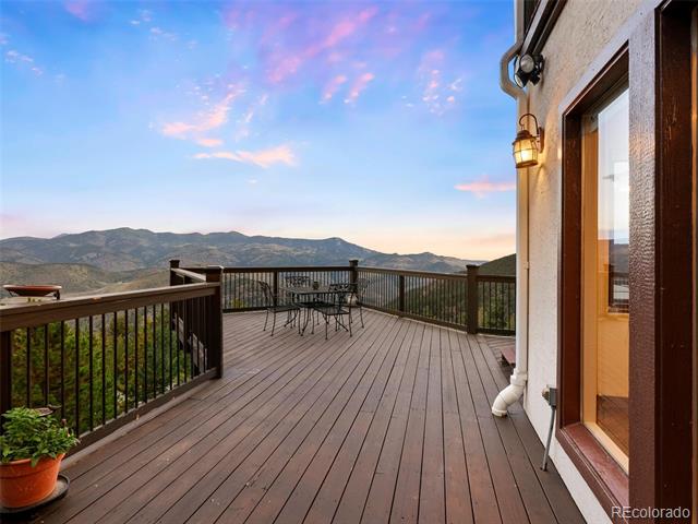 913 Saddle Ridge Drive