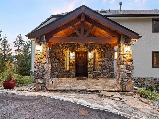 913 Saddle Ridge Drive