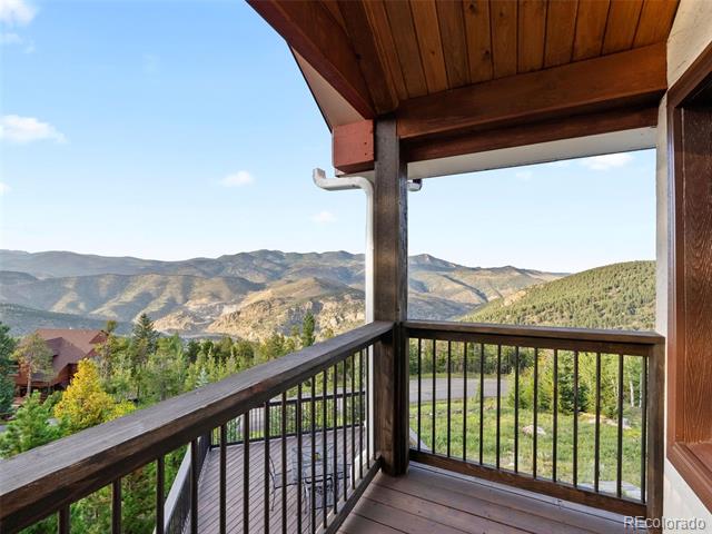 913 Saddle Ridge Drive
