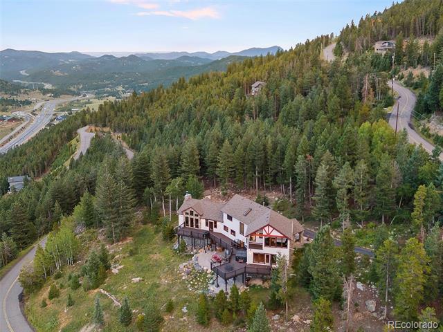 913 Saddle Ridge Drive