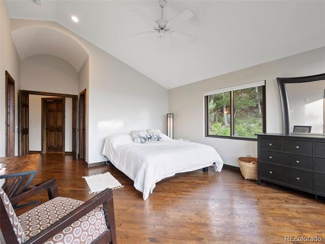 913 Saddle Ridge Drive