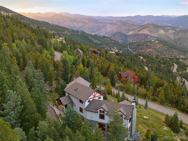 913 Saddle Ridge Drive