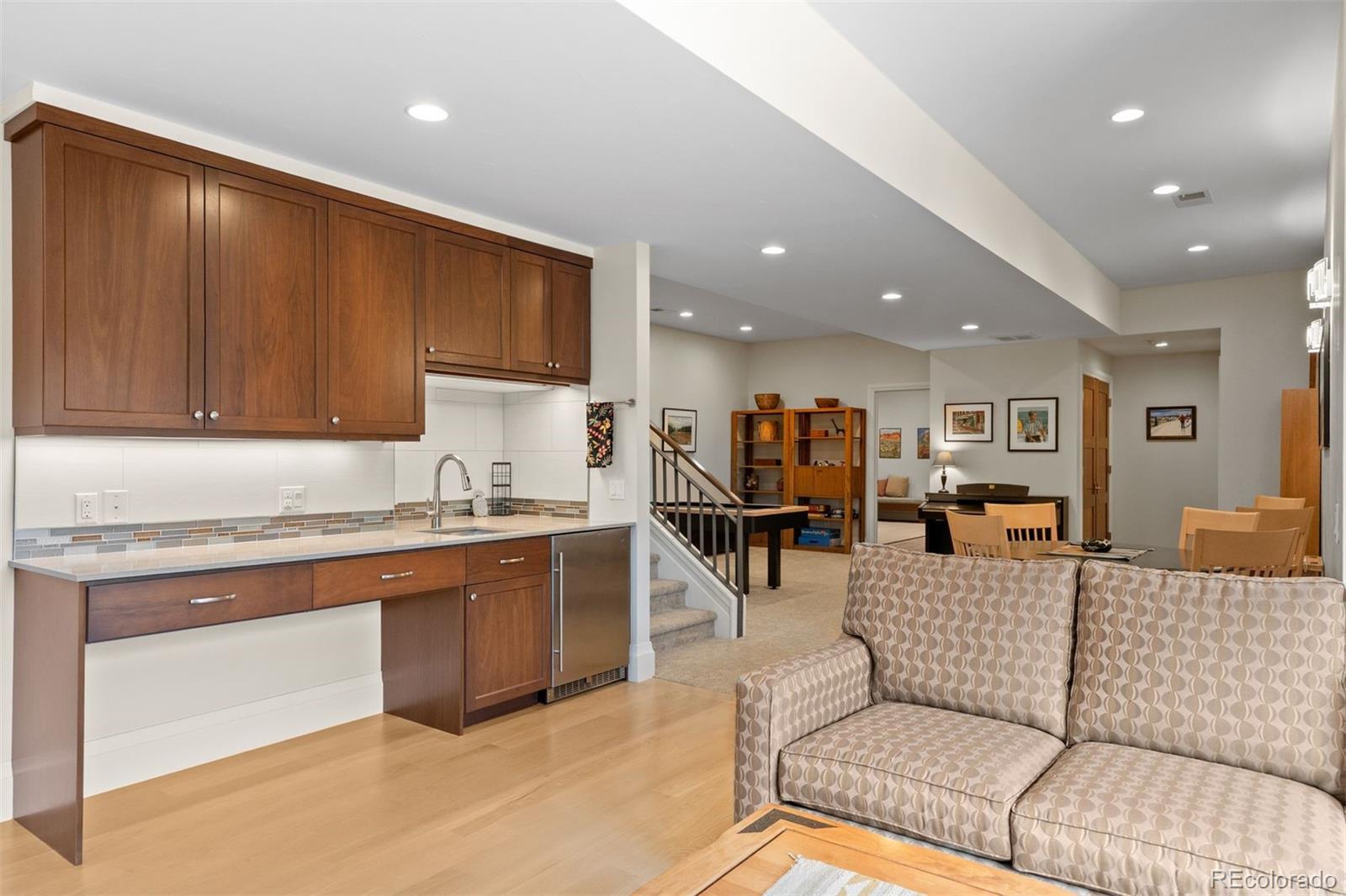 29574 Canterbury Circle