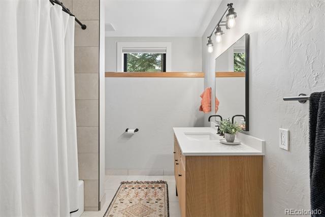 31628 Gallery Lane