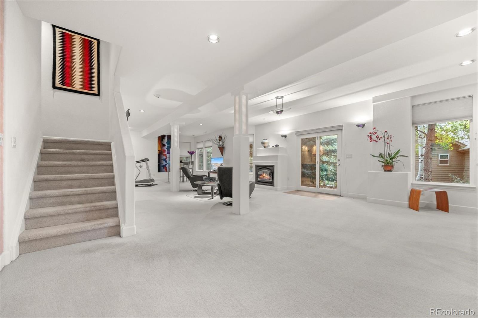 2977 Sun Creek Ridge