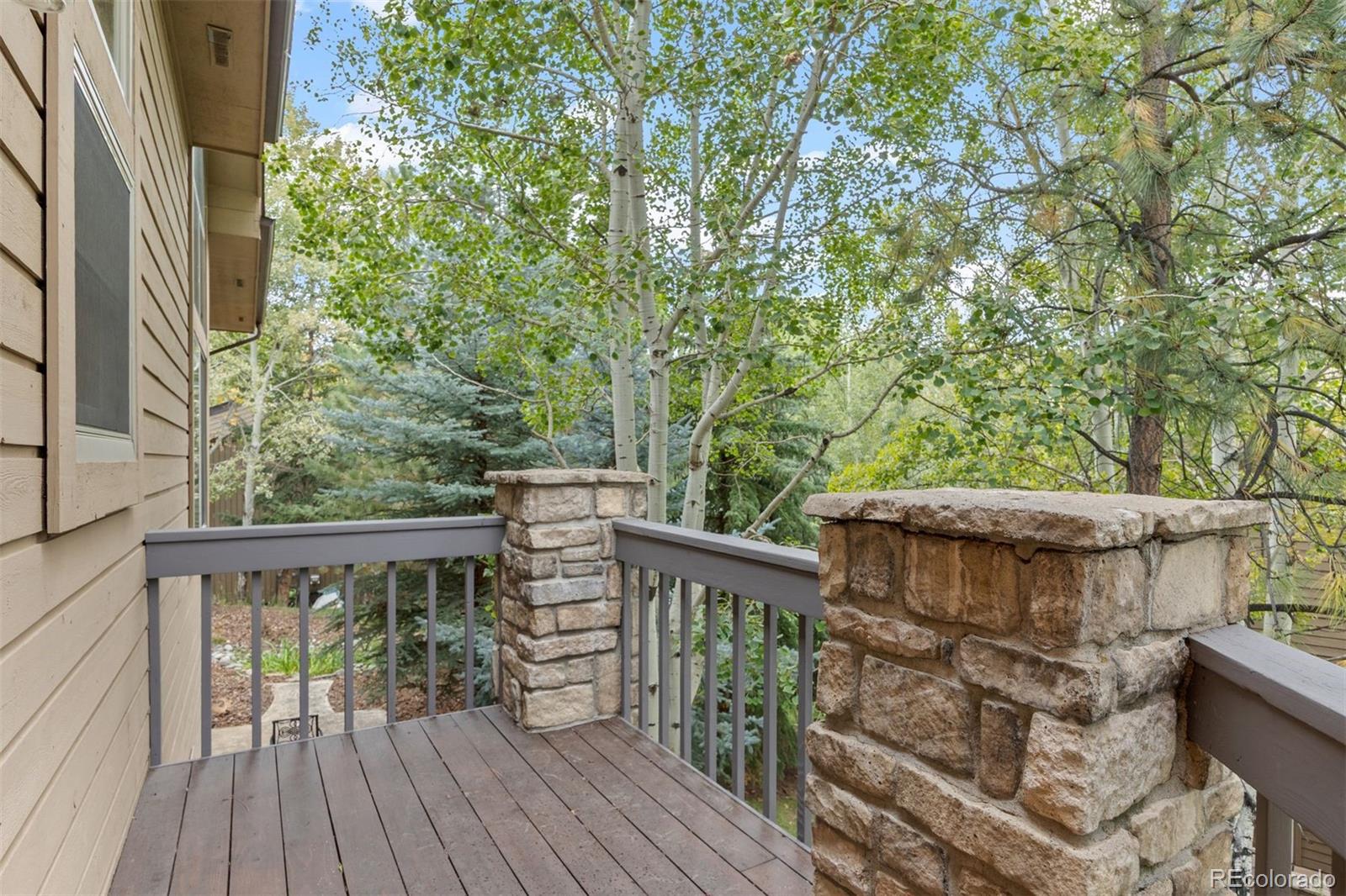 2977 Sun Creek Ridge