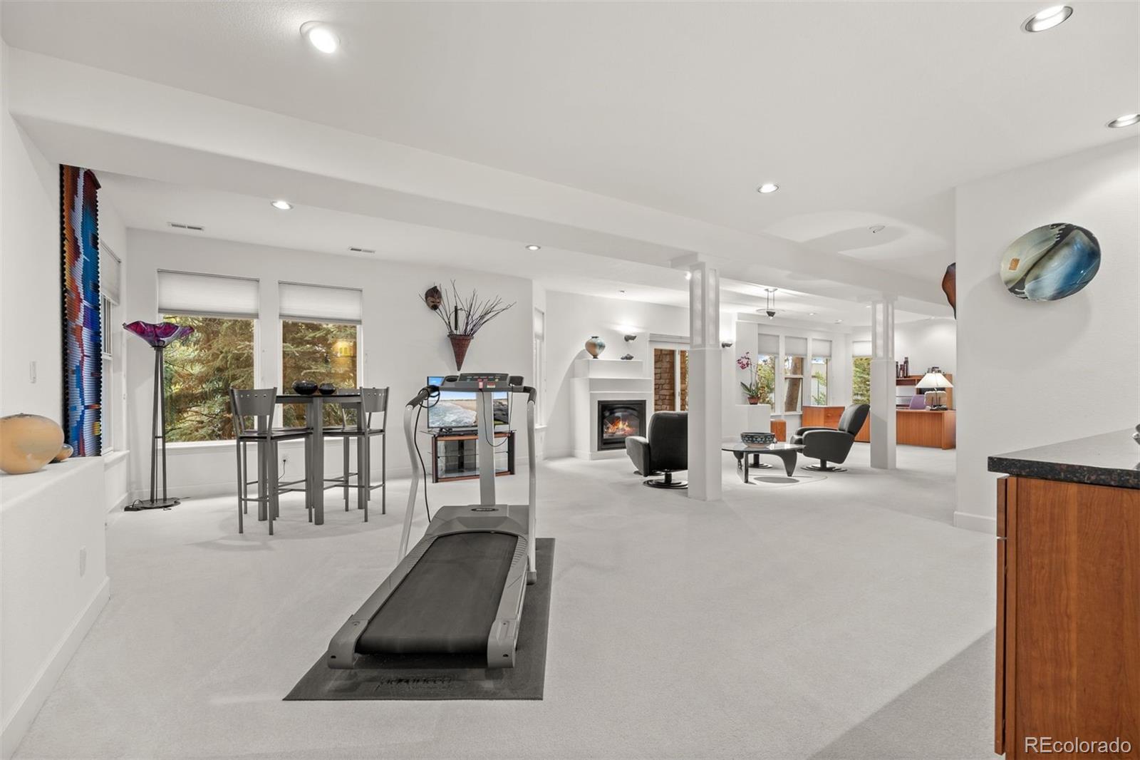 2977 Sun Creek Ridge