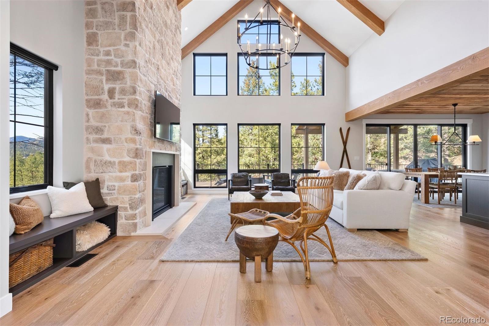 5157 Mountain Vista Lane