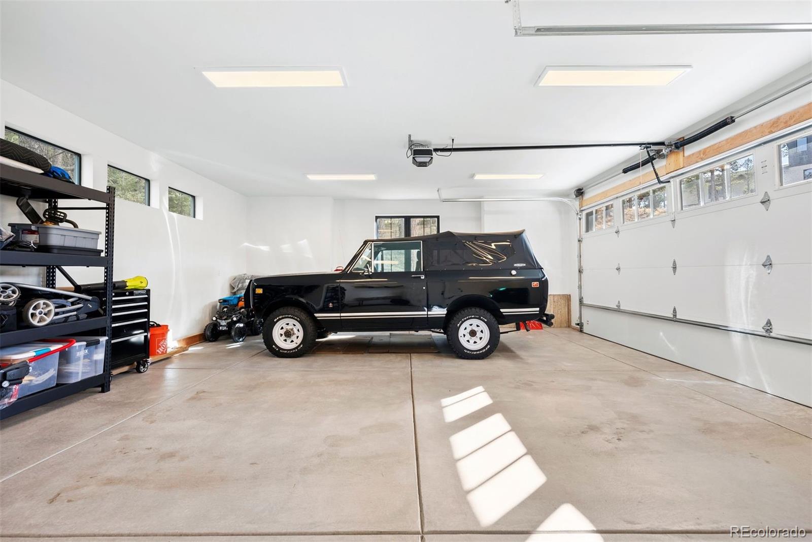 5157 Mountain Vista Lane