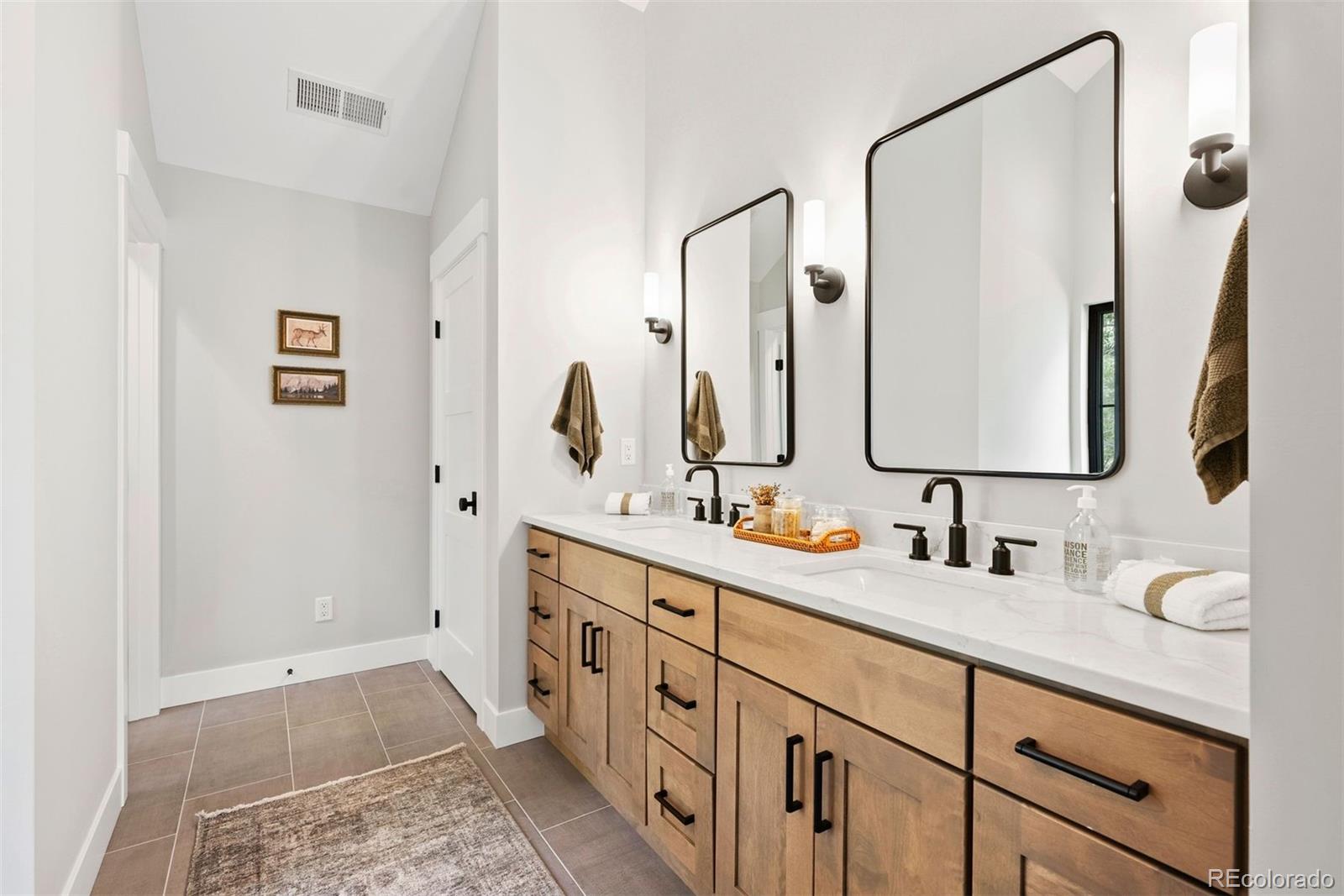 5157 Mountain Vista Lane