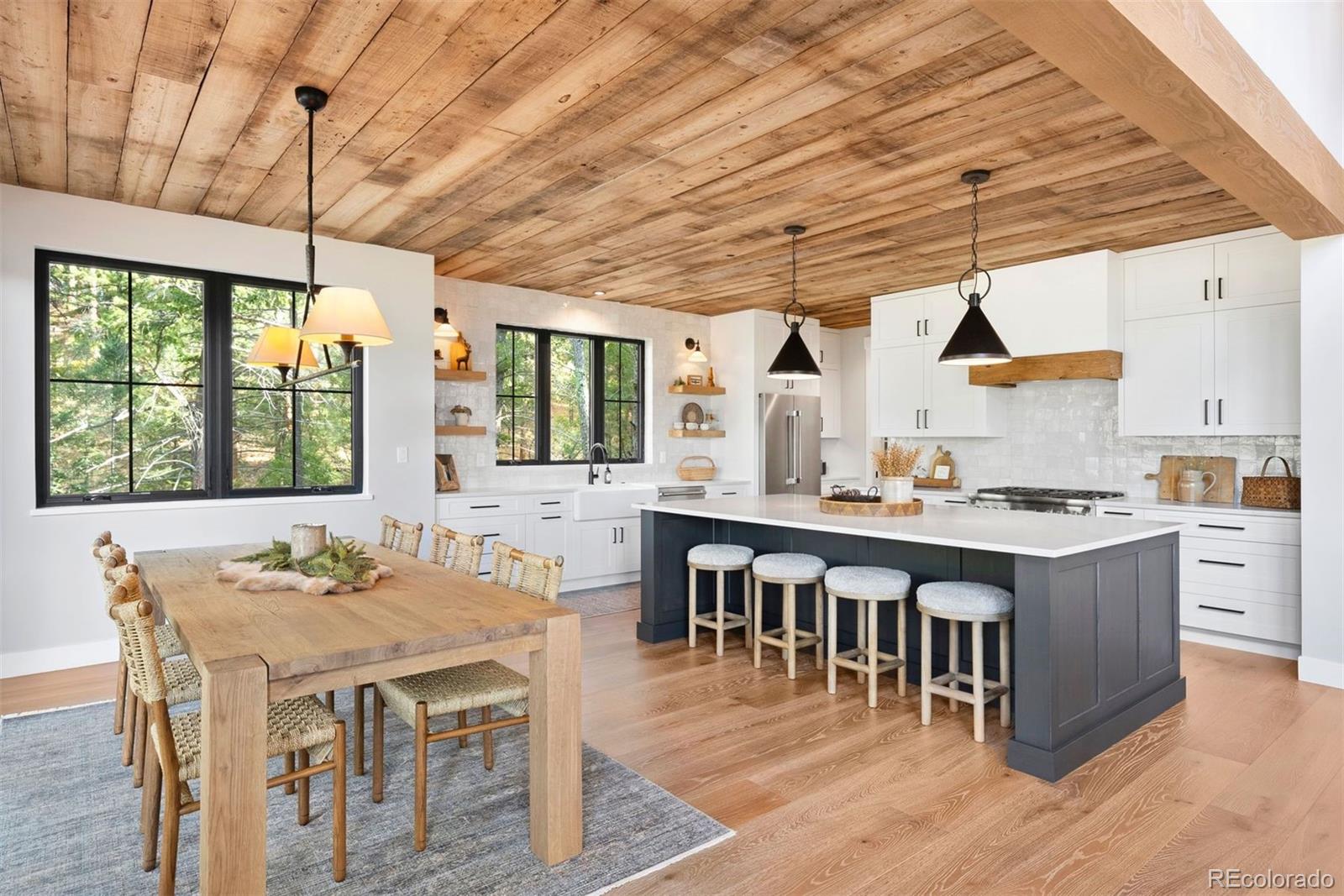 5157 Mountain Vista Lane