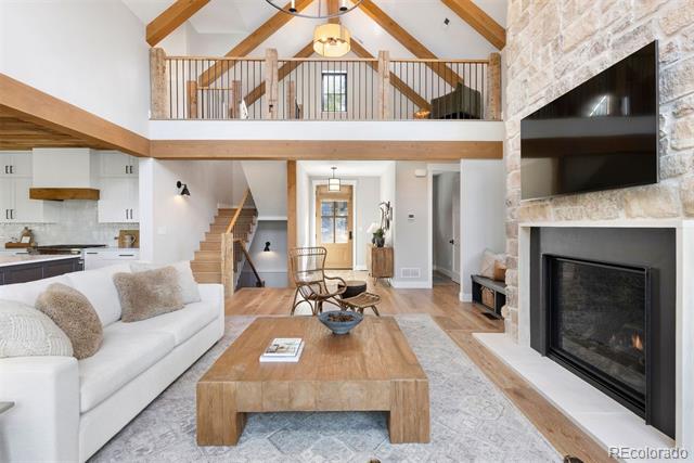 5157 Mountain Vista Lane