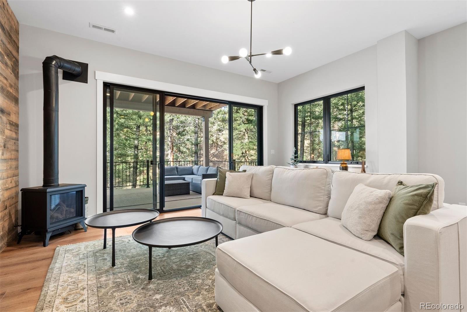 5157 Mountain Vista Lane