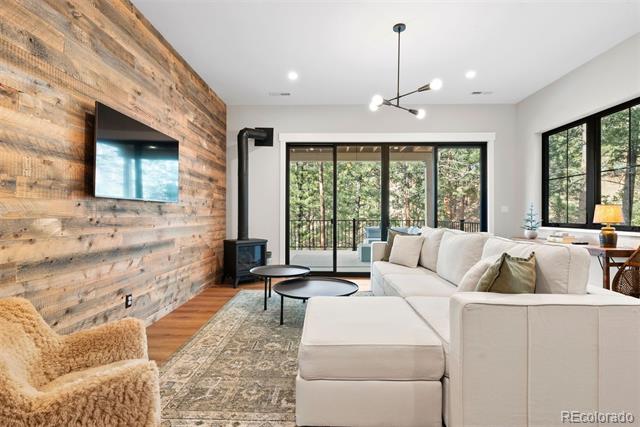 5157 Mountain Vista Lane