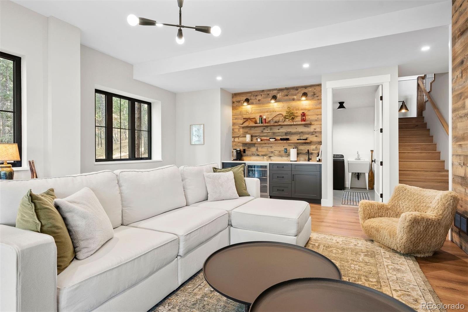 5157 Mountain Vista Lane