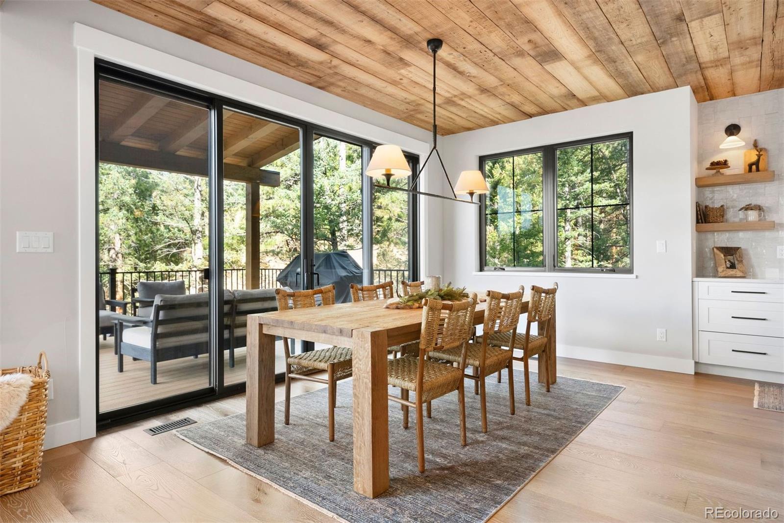 5157 Mountain Vista Lane