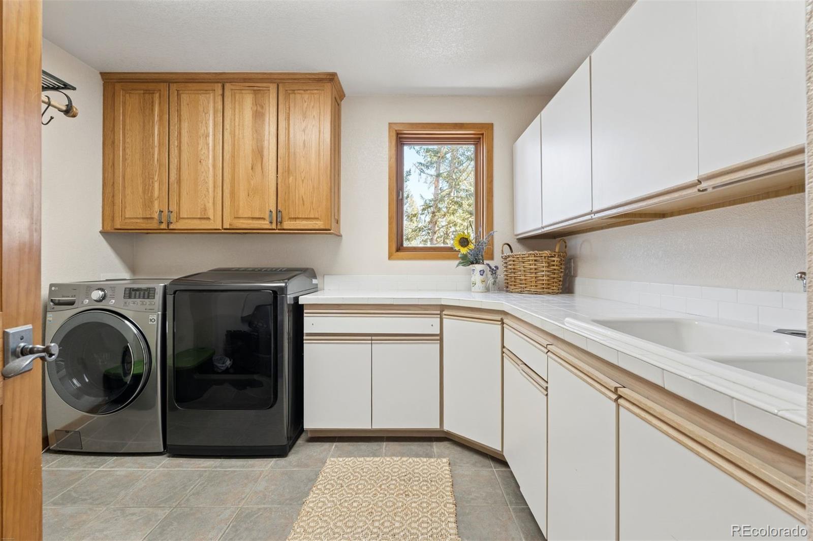 1106 County Road 65