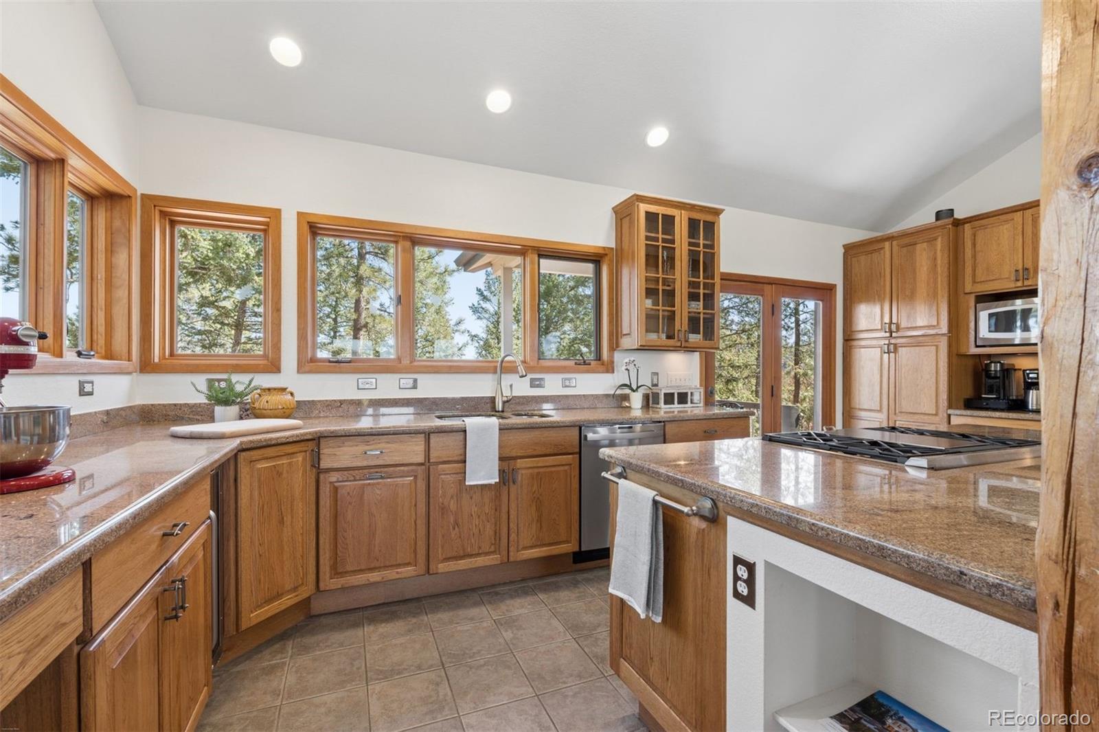 1106 County Road 65