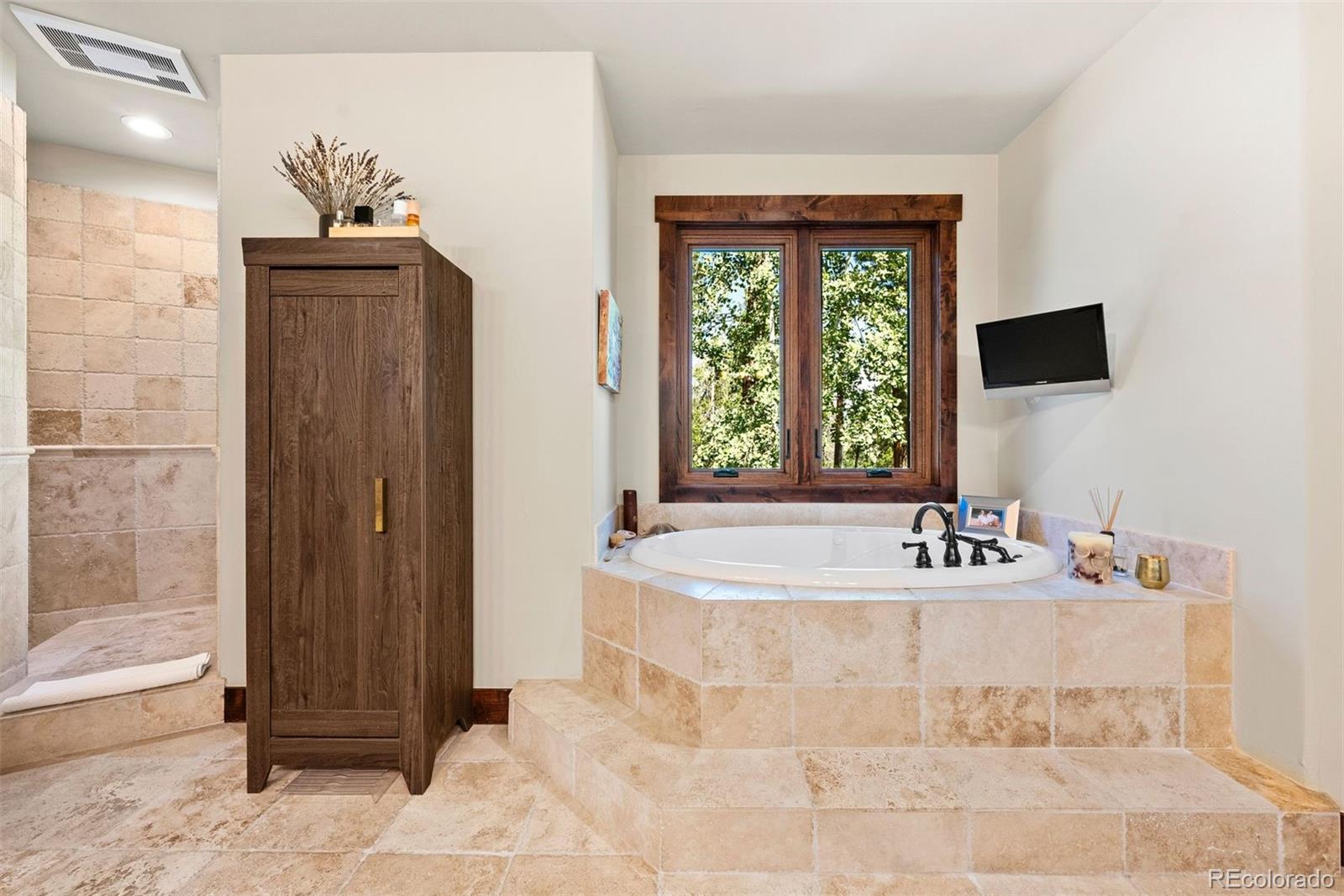 610 Clear Creek Road