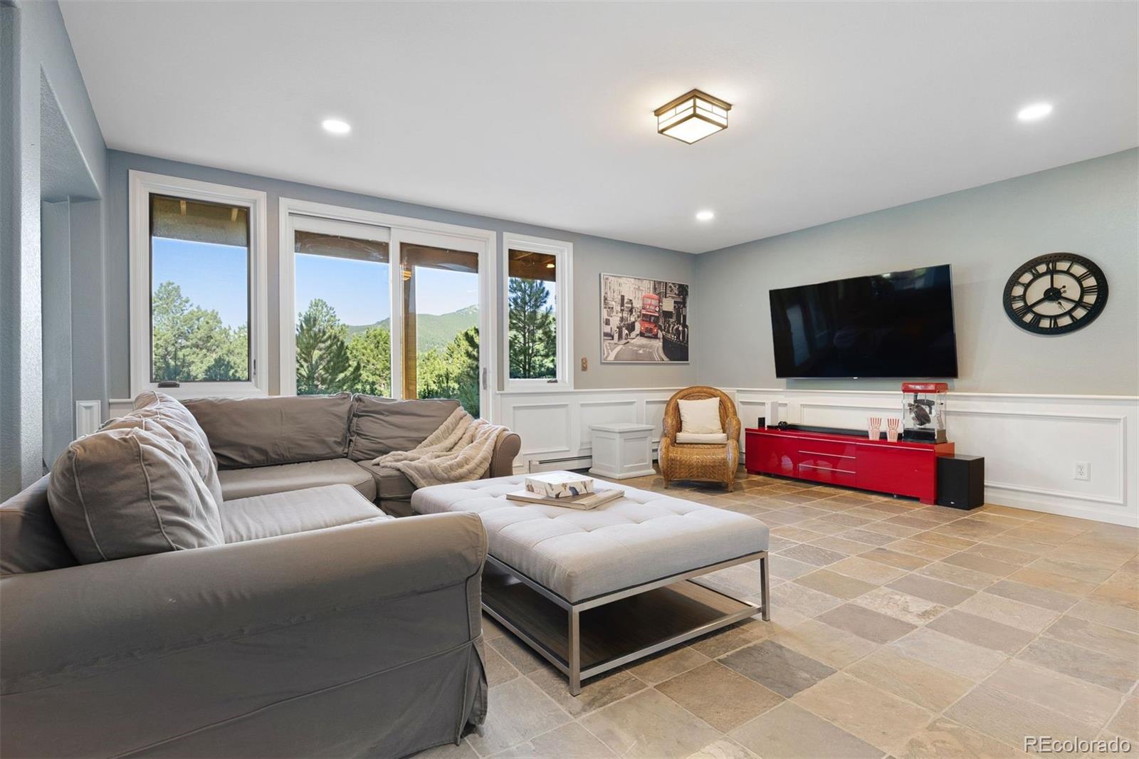 2873 Cortina Lane