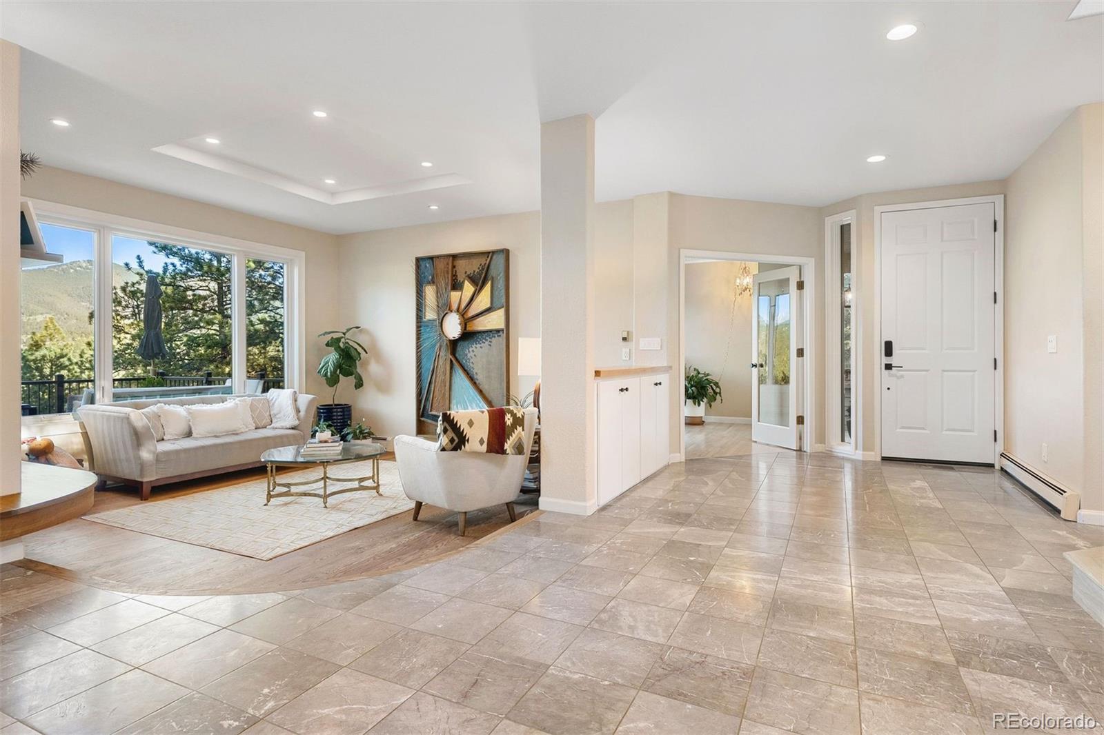 2873 Cortina Lane