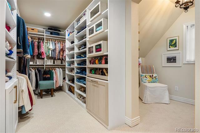 30593 Golf Club Point